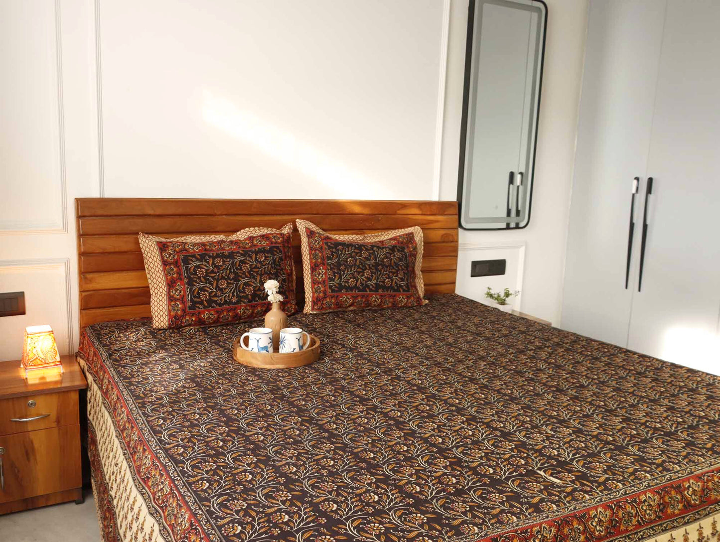 Kalamkari Black s - Flat I Fitted Bedsheet (108x108 Inches)