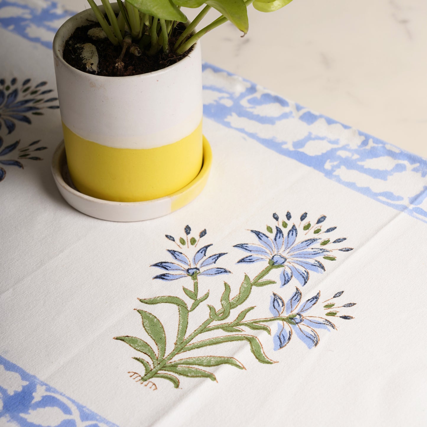 Neel kamal - Table Runner
