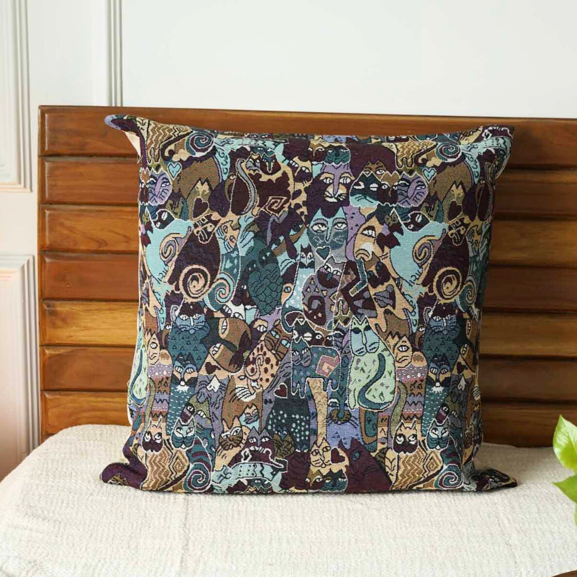 Cats Jacquard Cushion Cover