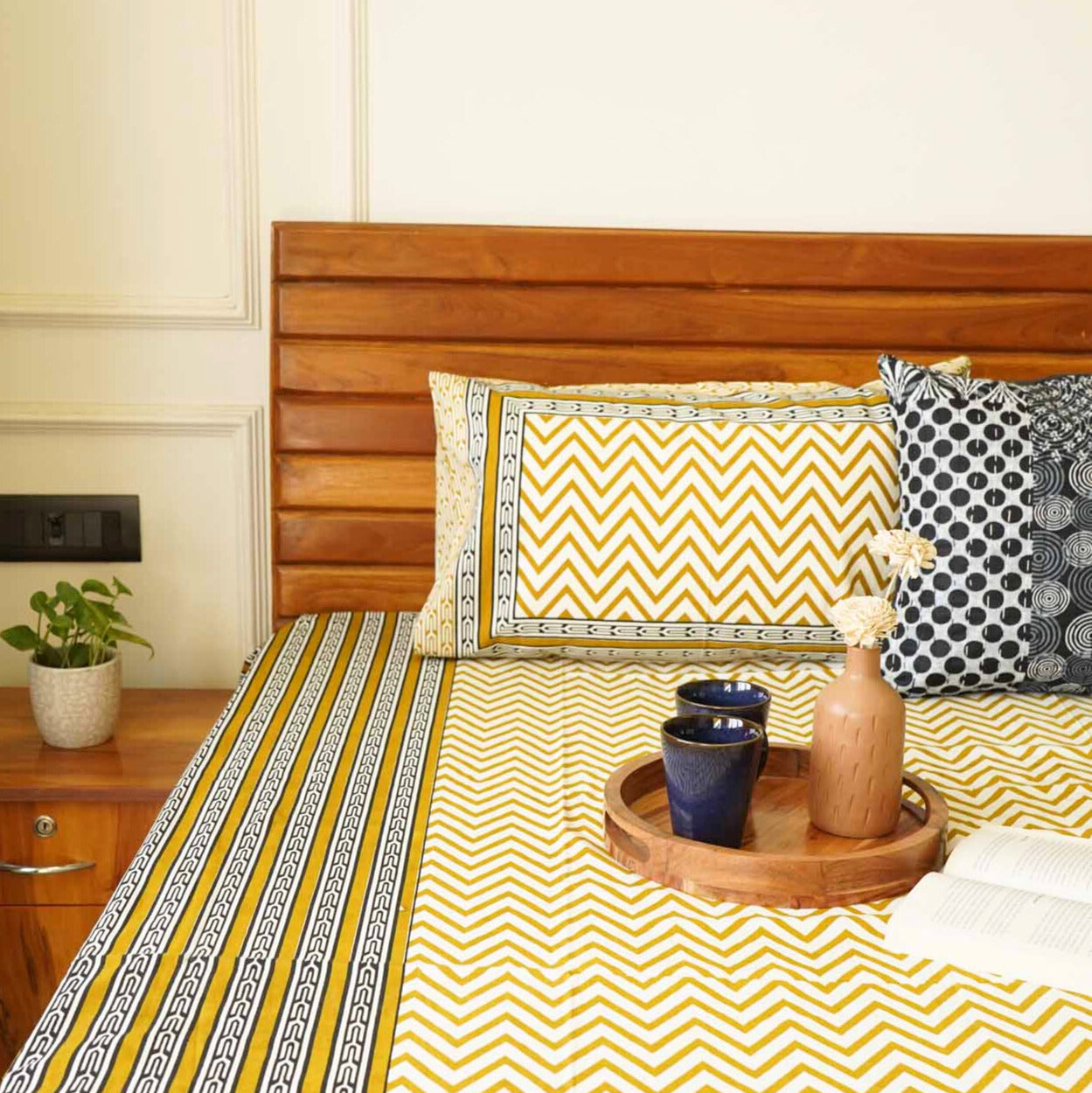 Chevron - Mustard – Flat I Fitted Bedsheet (90x108 Inches)