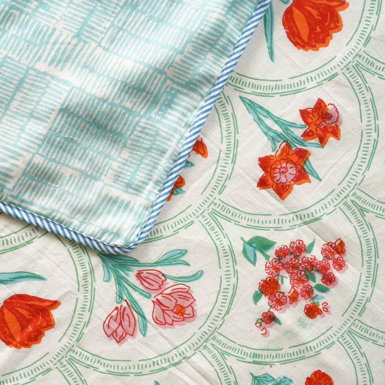 Double Bed Reversible Mul Dohar – Ambarsariya Red