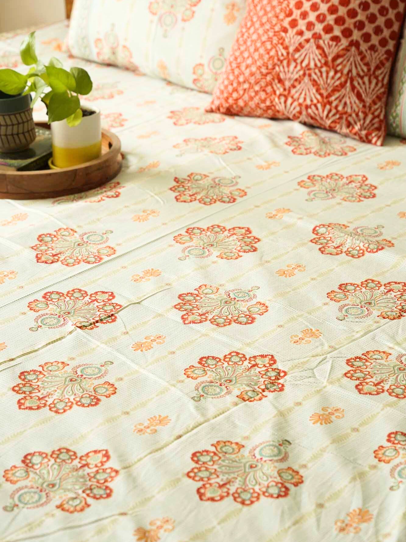 Ashv - Flat I Fitted Bedsheet (108x108 Inches)
