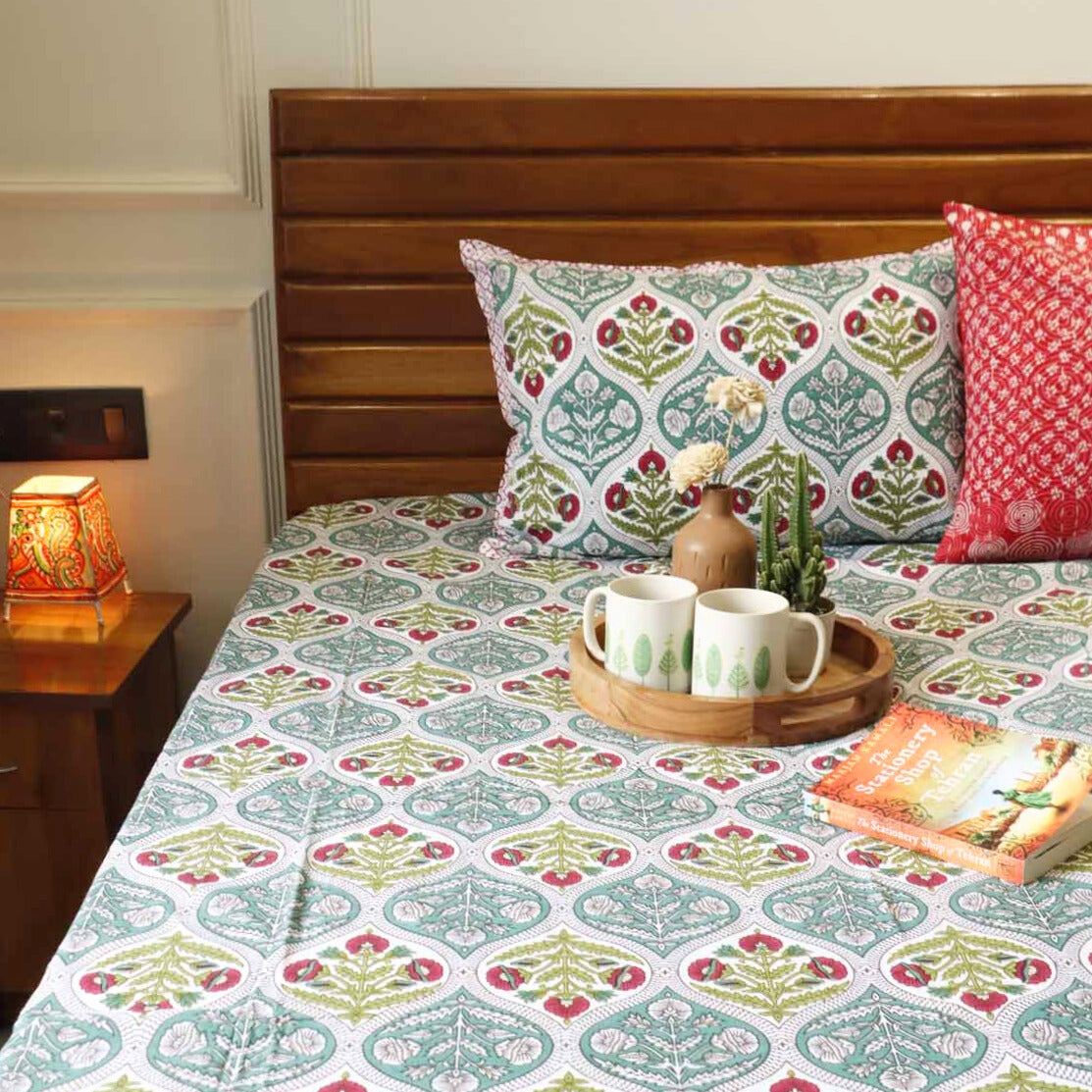Khushi -Flat I Fitted Bedsheet (108x108 Inches)
