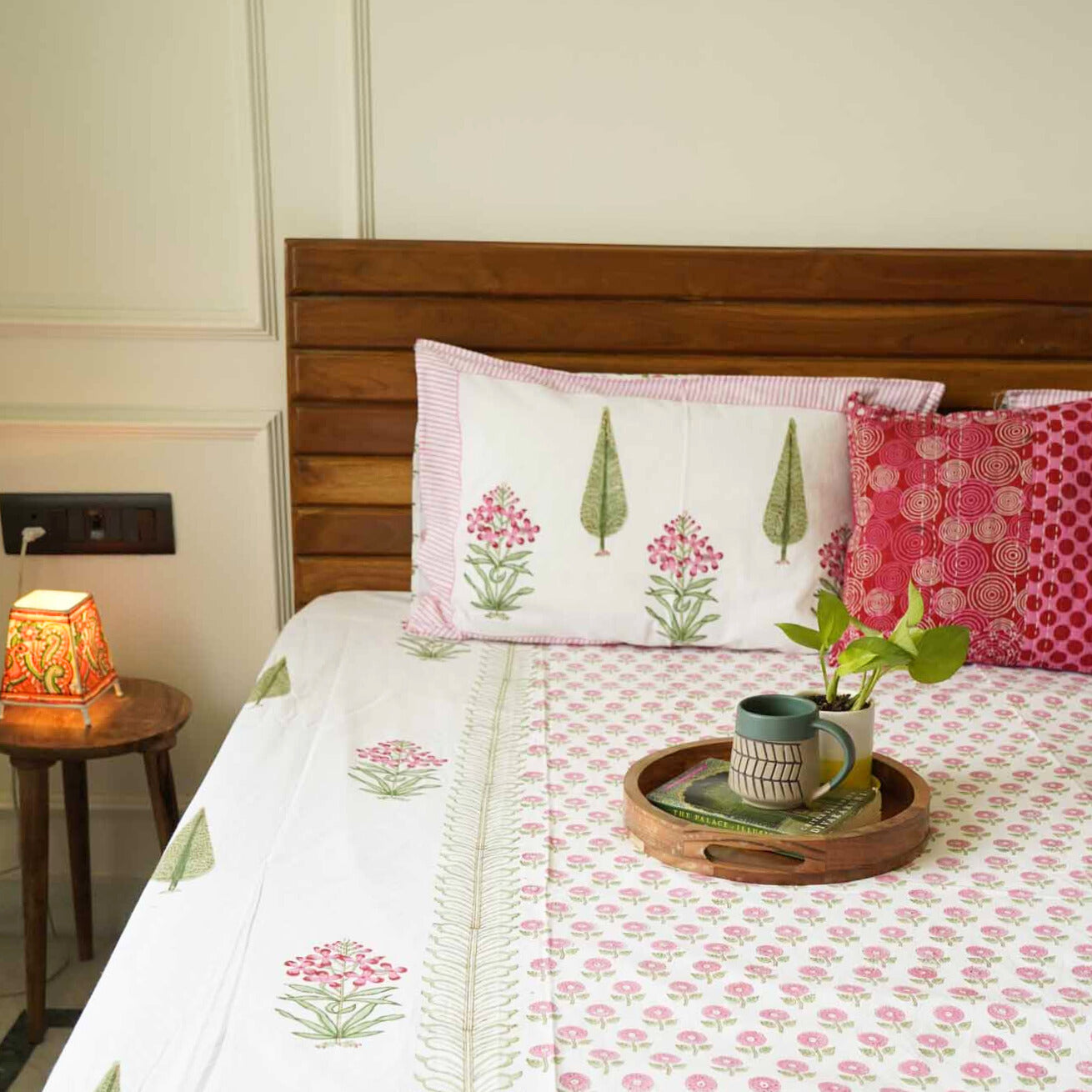 Asmi - Handblock Bedsheet (90x108 Inches)