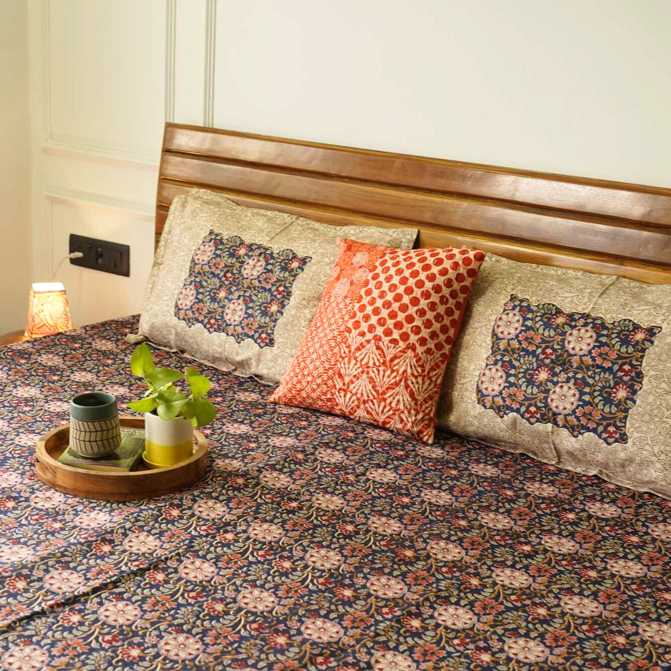 Kalamkari Chartlook - Flat I Fitted Bedsheet (108x108 Inches)