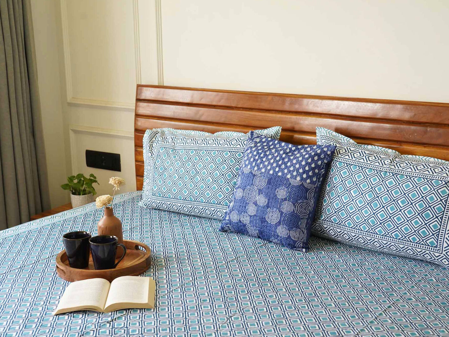 Rhombus - Blue – Flat I Fitted Bedsheet (90x108 Inches)