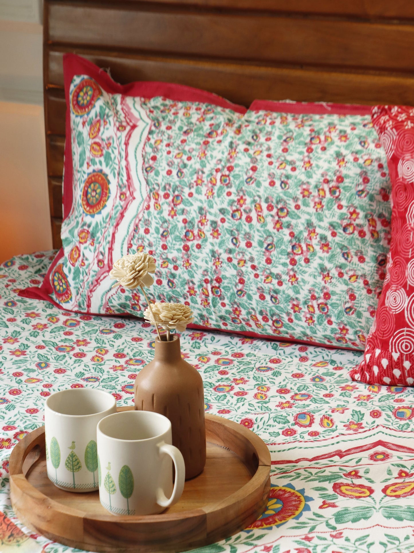 Kalakriti - Flat I Fitted Bedsheet (108x108 Inches)