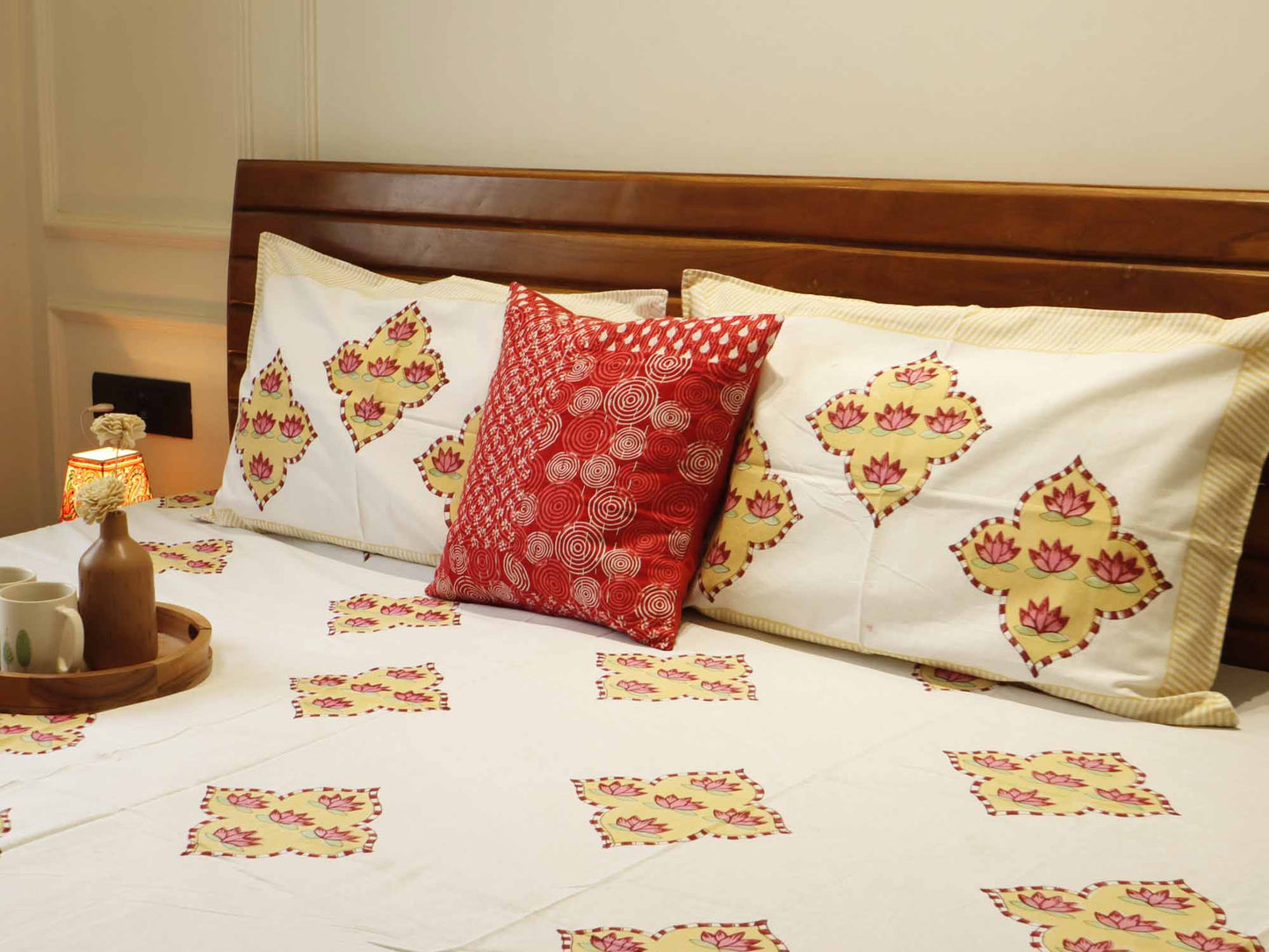 Choice of India - Hand block Bedsheet (108x108 Inches)
