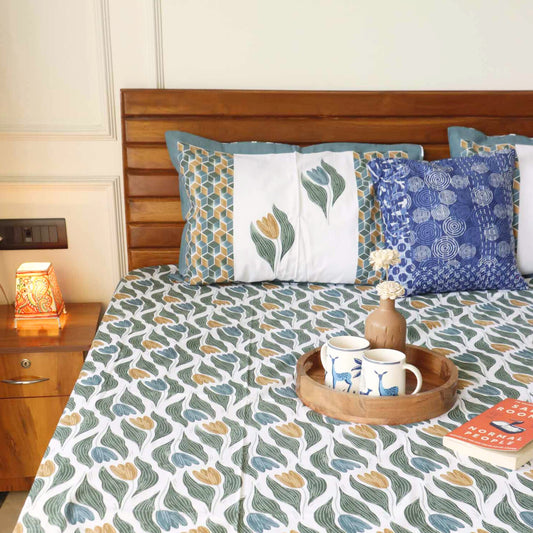 Tulip Leaf - Flat I Fitted Bedsheet (100x108 Inches)