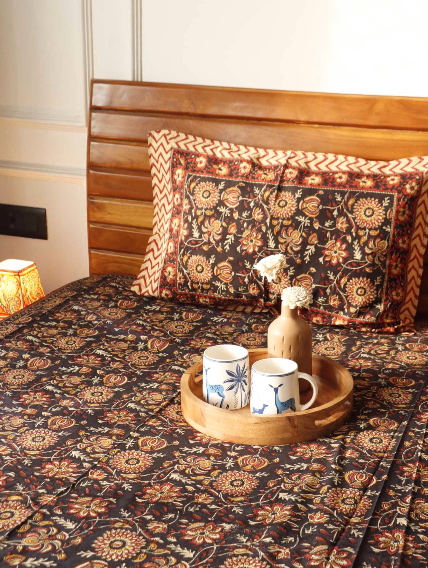 Kalamkari Black Big B - Flat I Fitted Bedsheet (108x108 Inches)