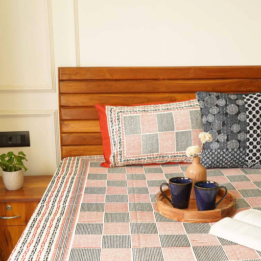 Lakeerein - Red – Flat I Fitted Bedsheet (90x108 Inches)