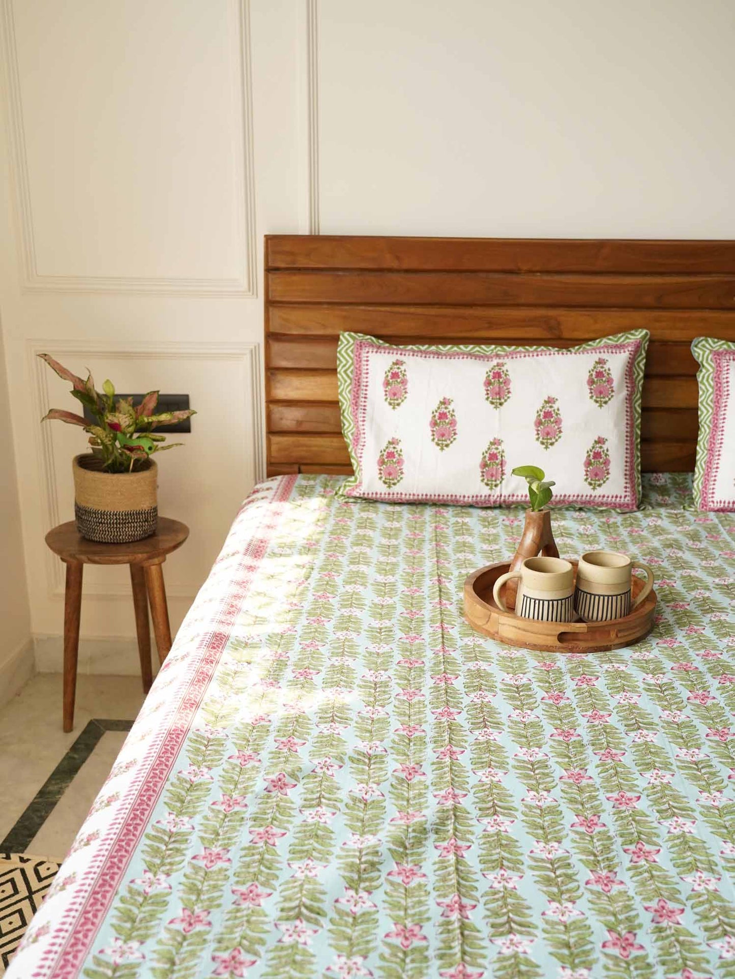 Anarkali - Green - Flat I Fitted Bedsheet (90x108 Inches)