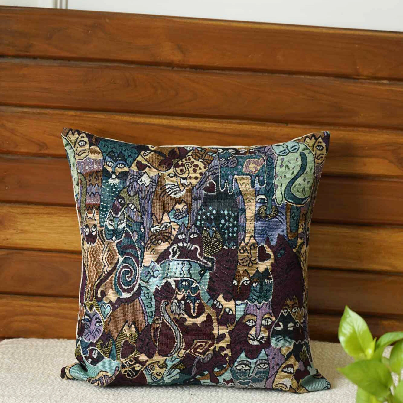 Cats Jacquard Cushion Cover