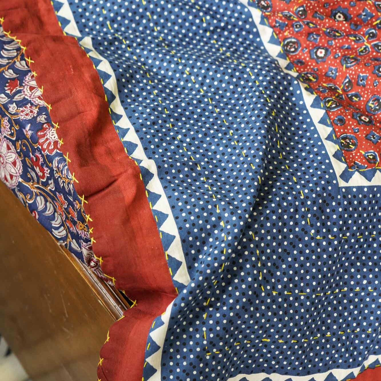 Kalamkari Chartlook - Flat I Fitted Bedsheet (108x108 Inches)