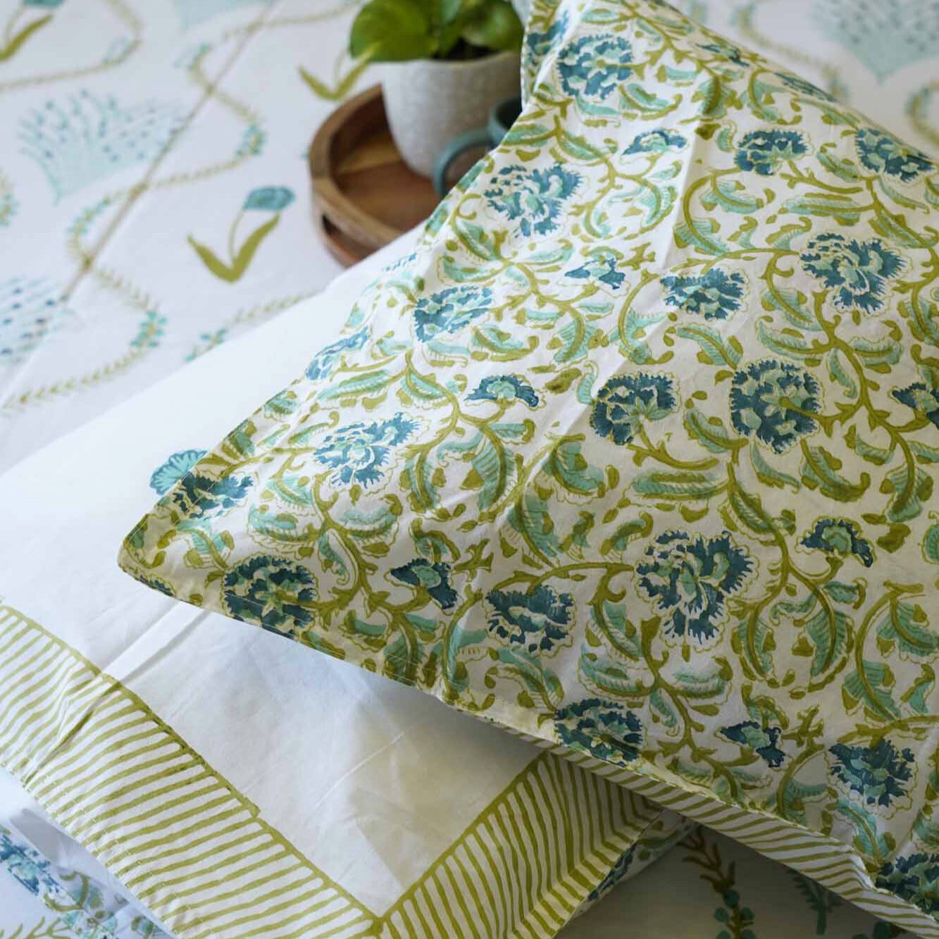Bel Green - Hand block Percale Bedsheet (108x108 Inches)