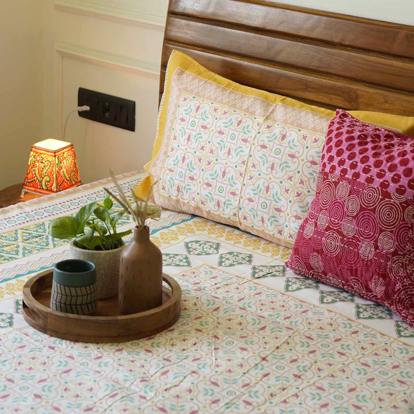 Sanskriti - Flat I Fitted Bedsheet (108x108 Inches)