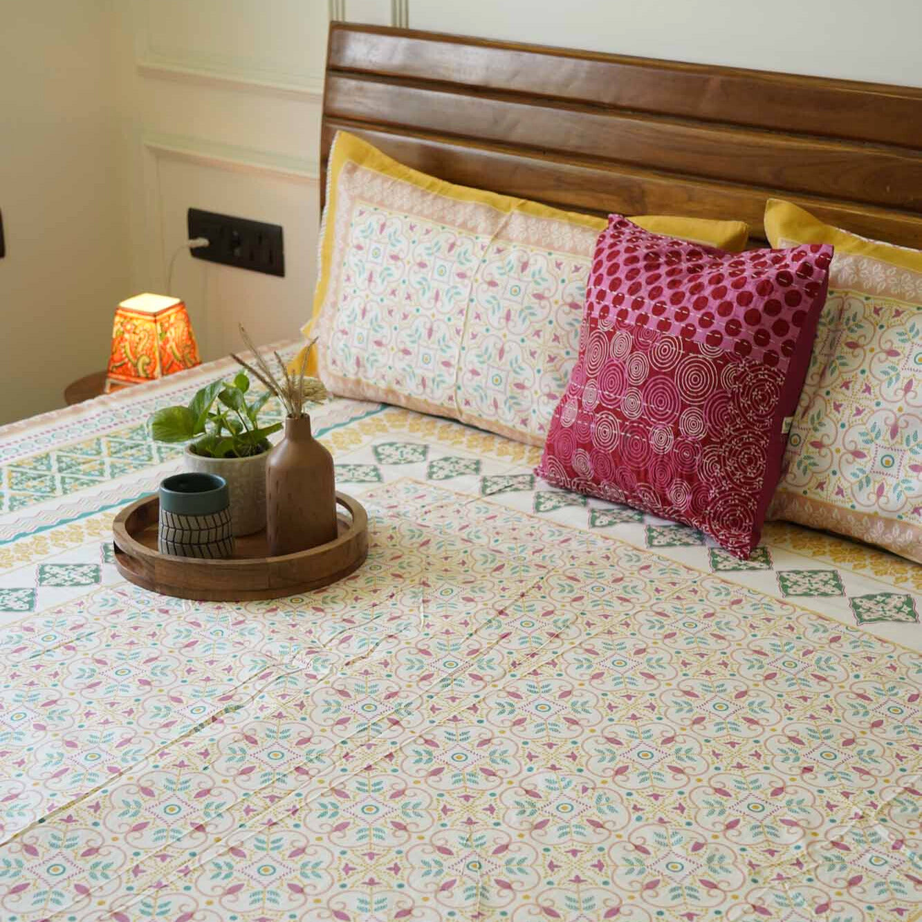 Sanskriti - Flat I Fitted Bedsheet (108x108 Inches)
