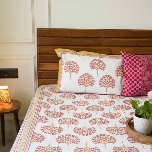 Peacock orange - Flat I Fitted Bedsheet (108x108 Inches)