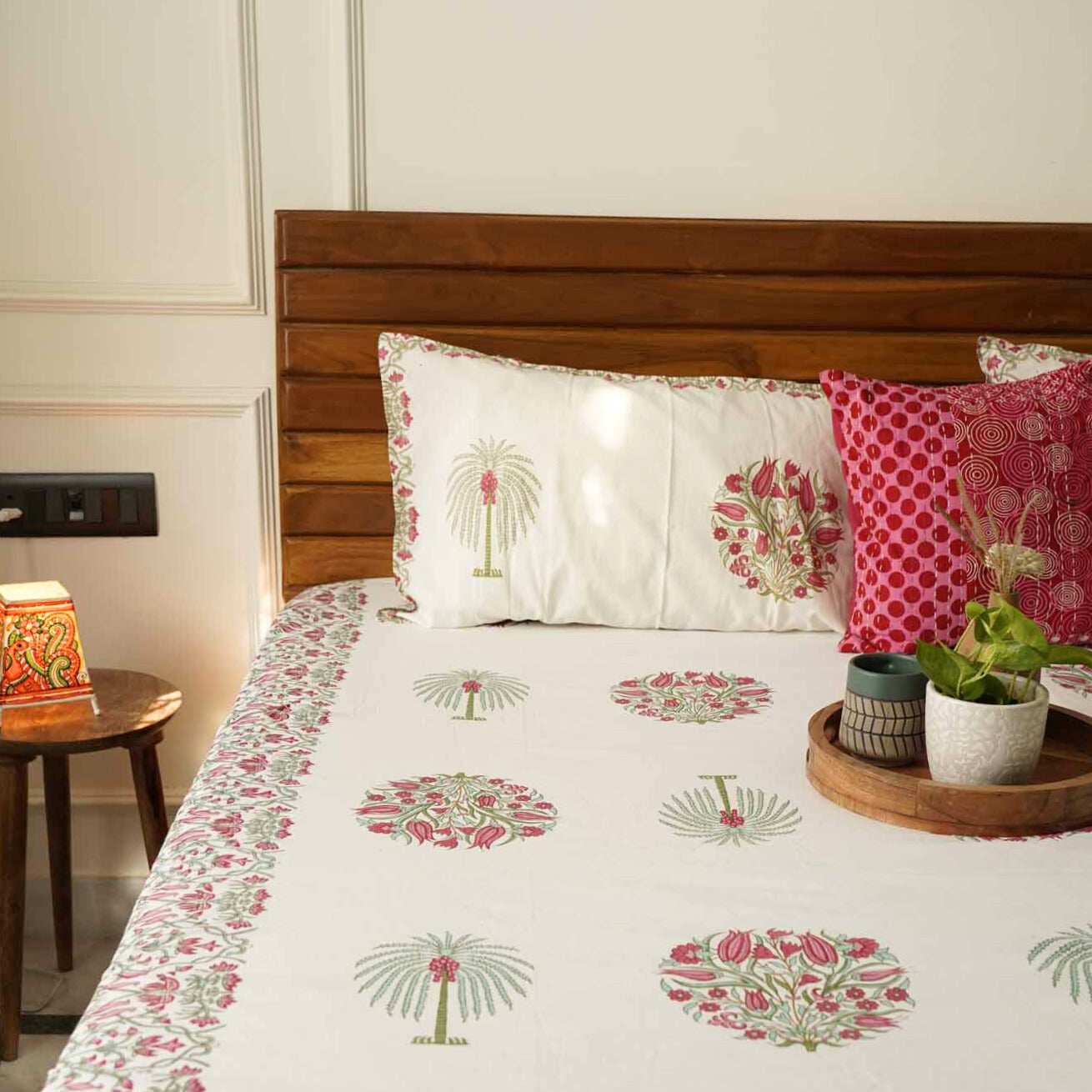 Ananta - Pink - Flat I Fitted Bedsheet (100x108 Inches)