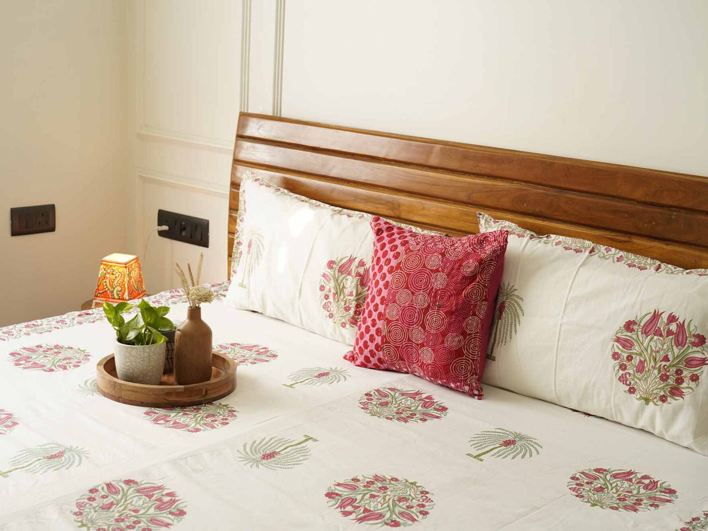 Ananta - Pink - Flat I Fitted Bedsheet (100x108 Inches)