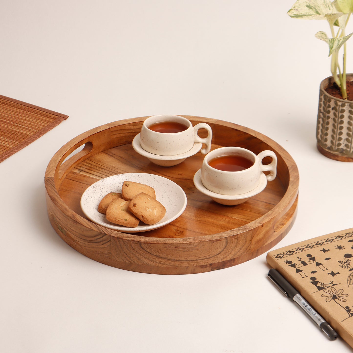 Circular Tray - Acacia Wood