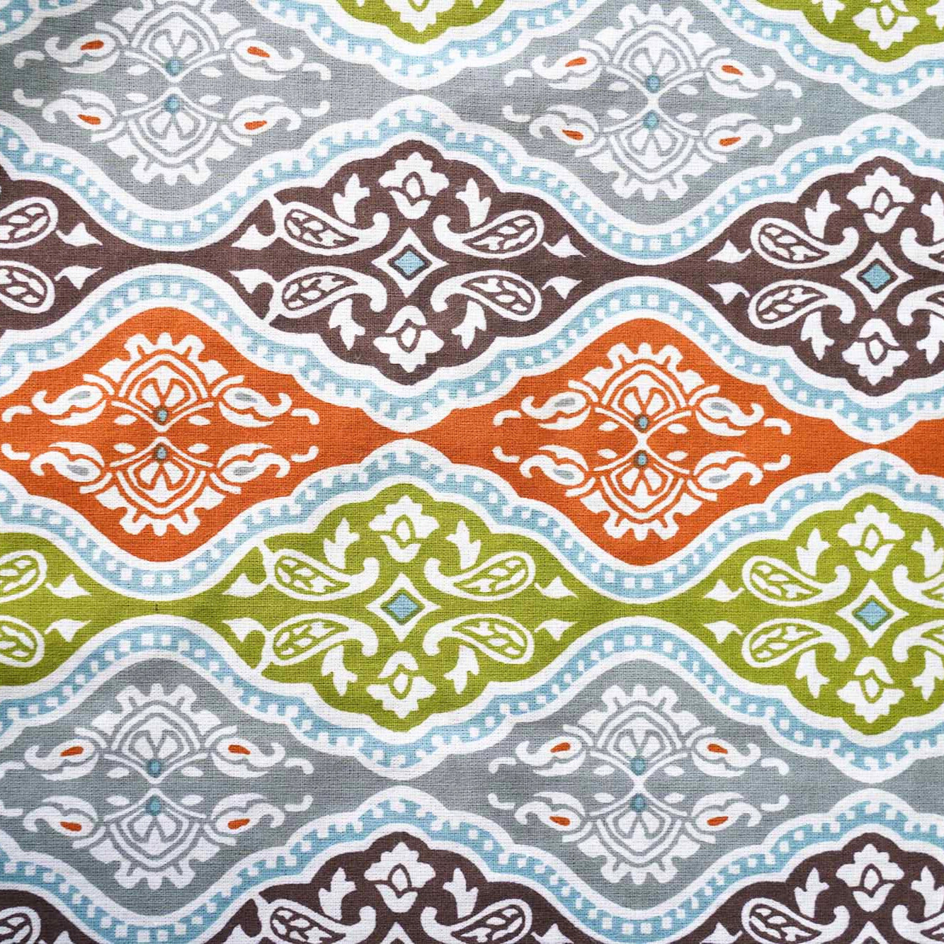 Samriddhi - Flat I Fitted Bedsheet (108x108 Inches)