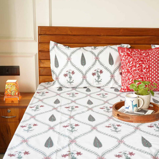 Zoya - Flat I Fitted Bedsheet (108x108 Inches)