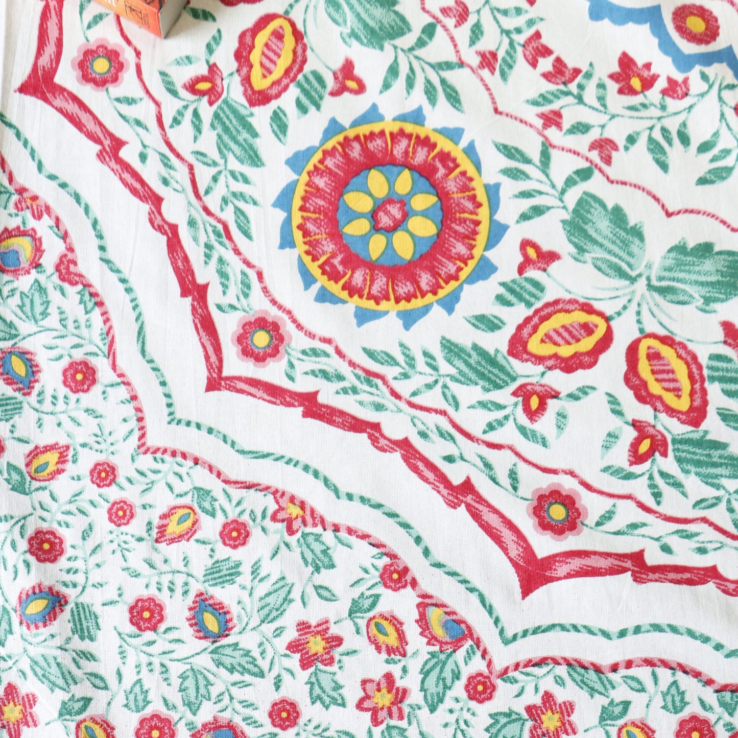 Kalakriti - Flat I Fitted Bedsheet (108x108 Inches)