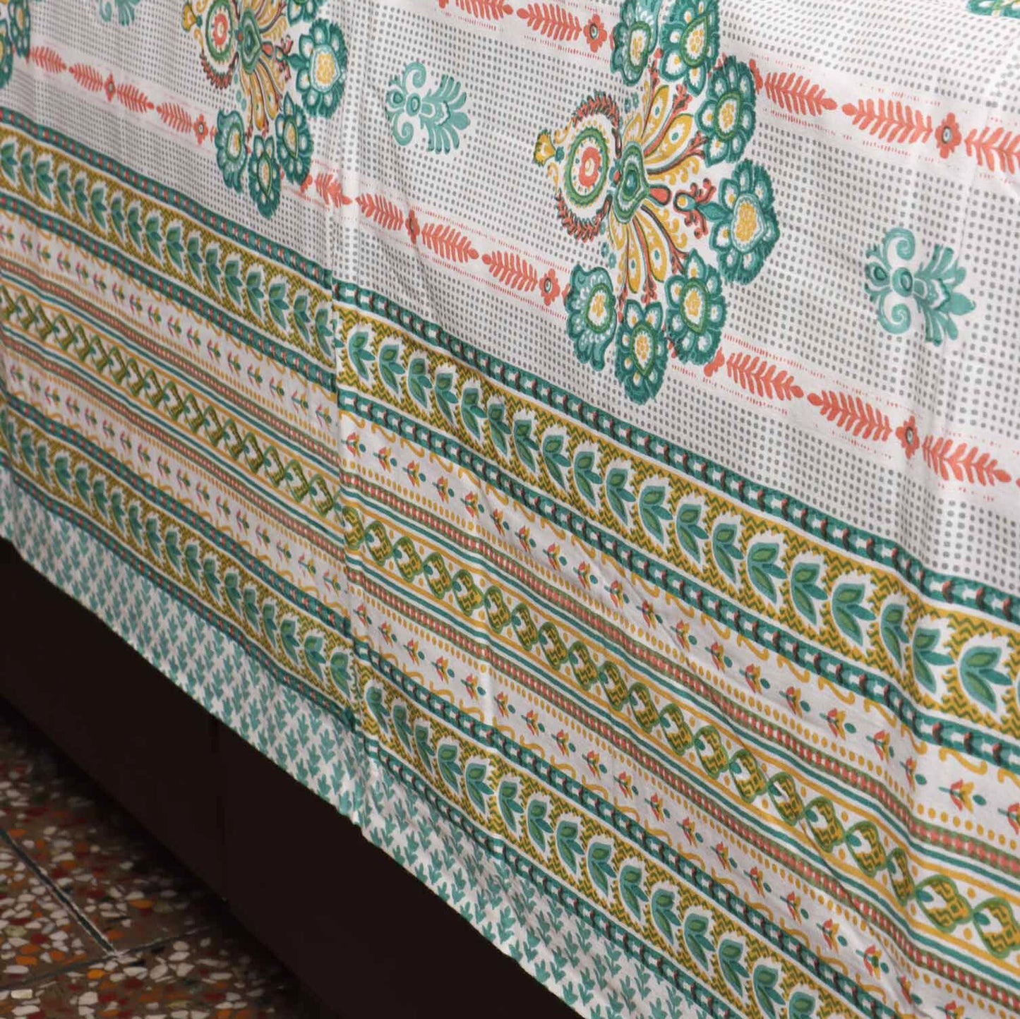 Ashv - Flat I Fitted Bedsheet (108x108 Inches)