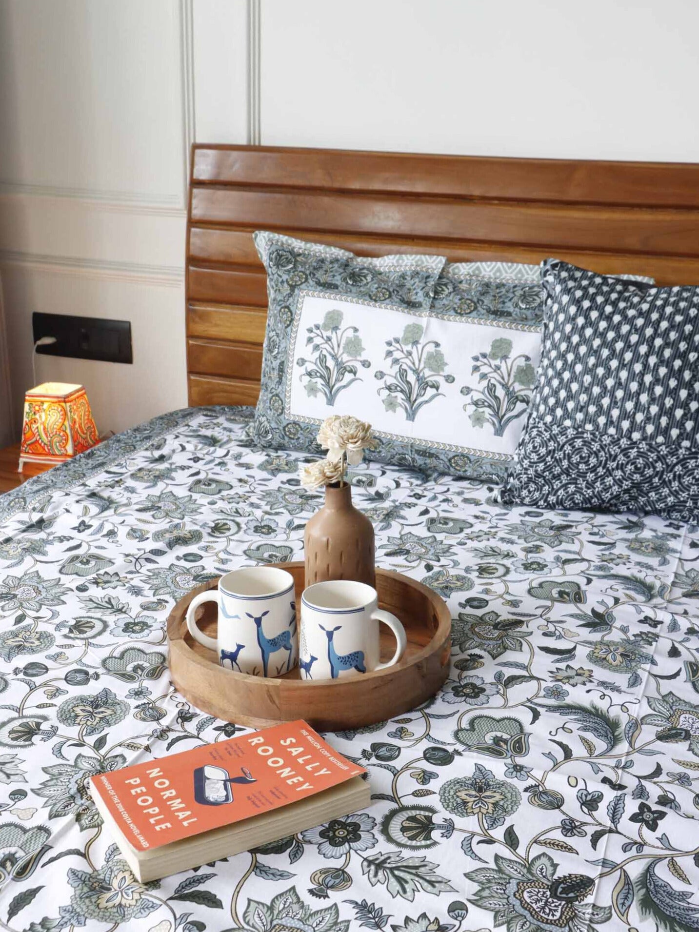 Sonmarg Grey - Flat I Fitted Bedsheet (108x108 Inches)