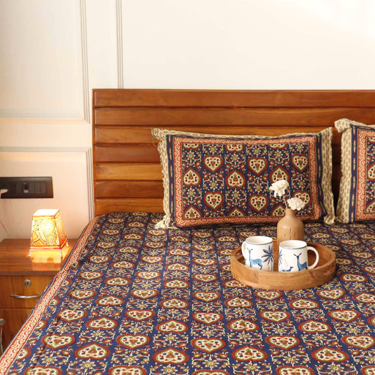 Kalamkari Dilkash Blue  - Flat I Fitted Bedsheet (108x108 Inches)