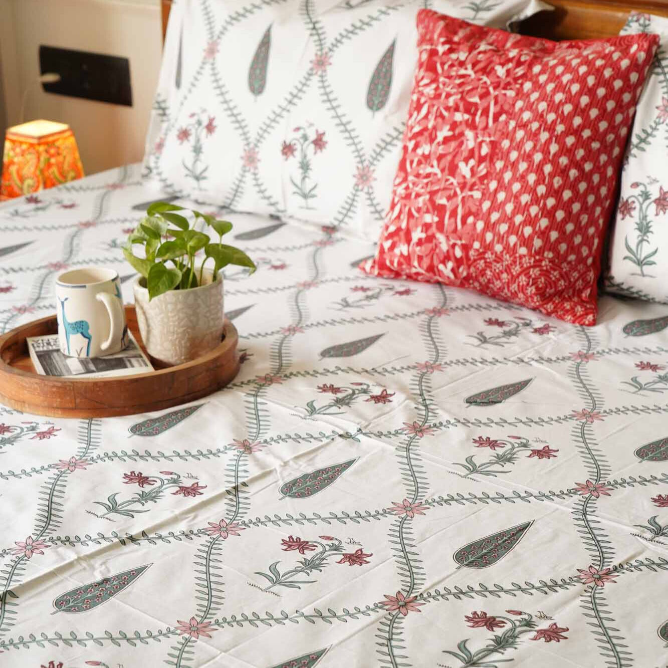 Zoya - Flat I Fitted Bedsheet (108x108 Inches)