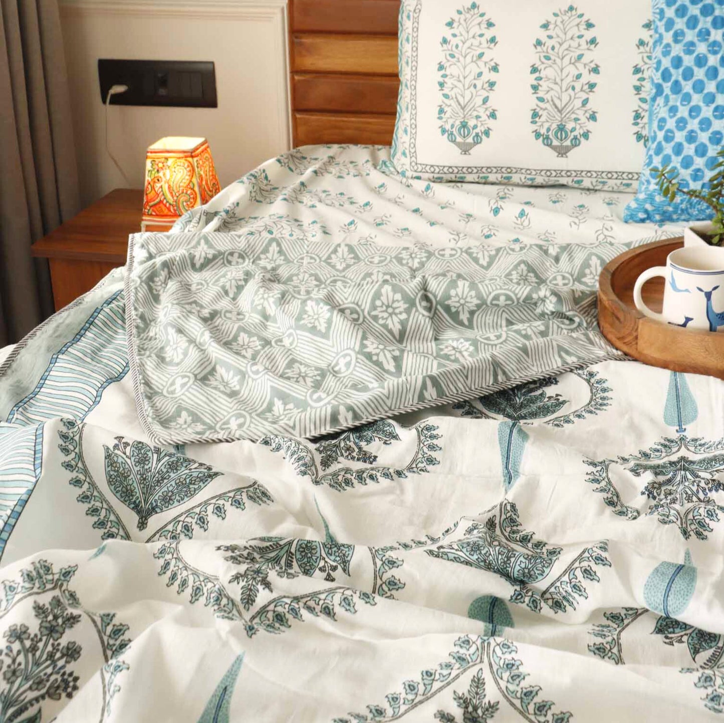 Double Bed Reversible Mul Dohar – Ujaala Blue
