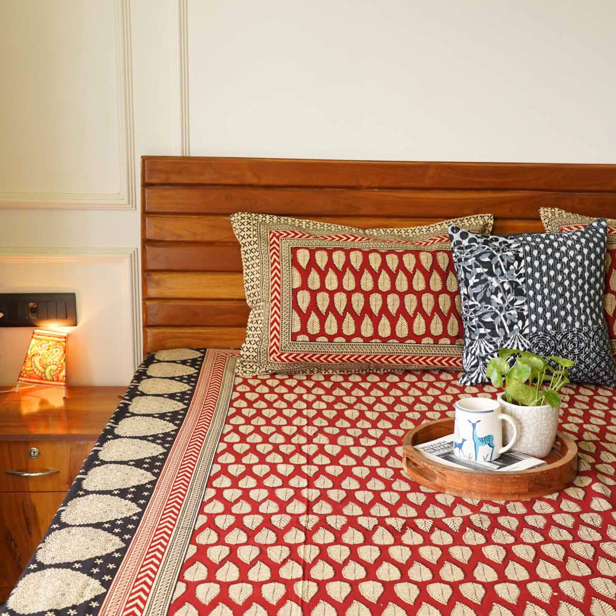 Kalamkari Red Leaf - Flat I Fitted Bedsheet (90x108 Inches)