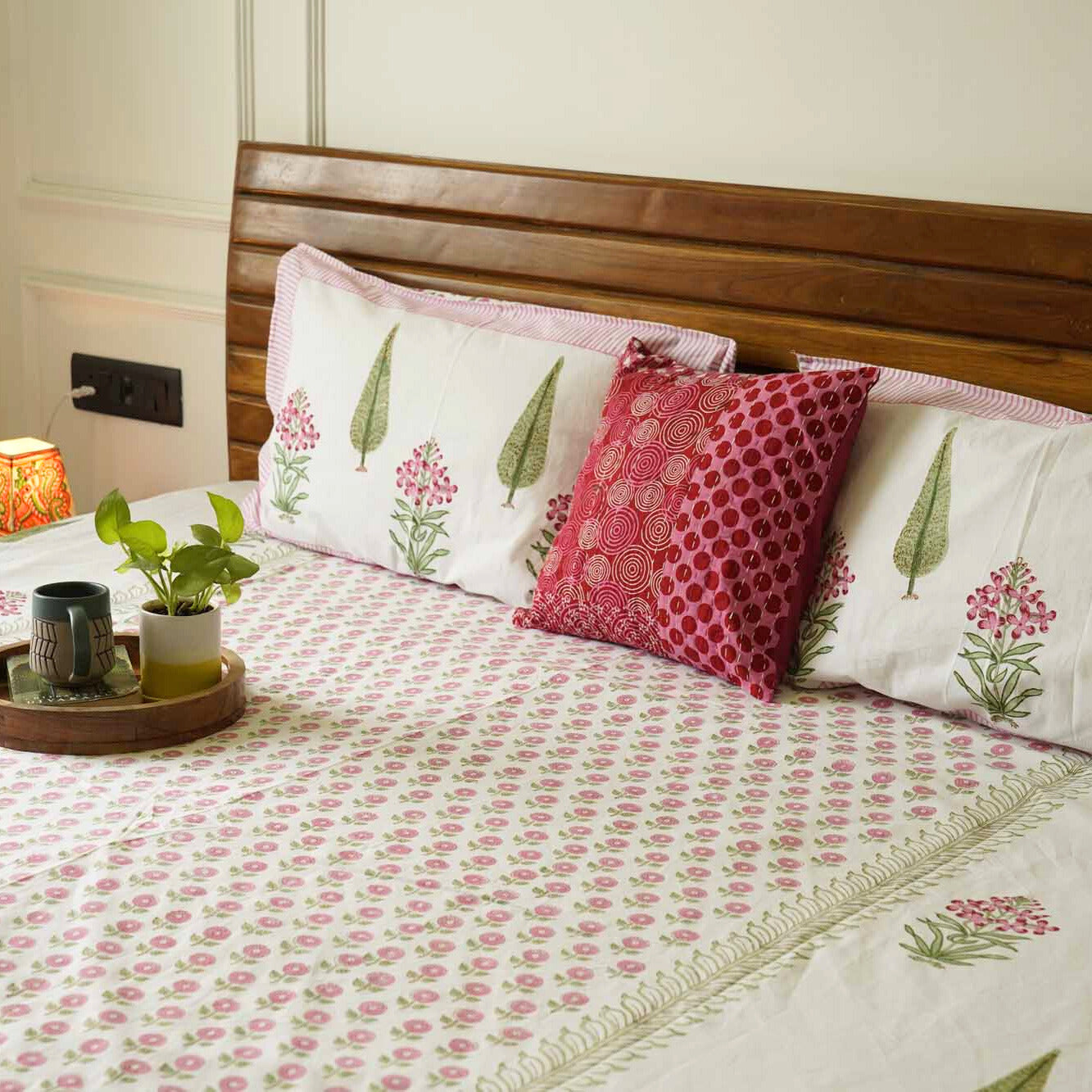 Asmi - Handblock Bedsheet (90x108 Inches)