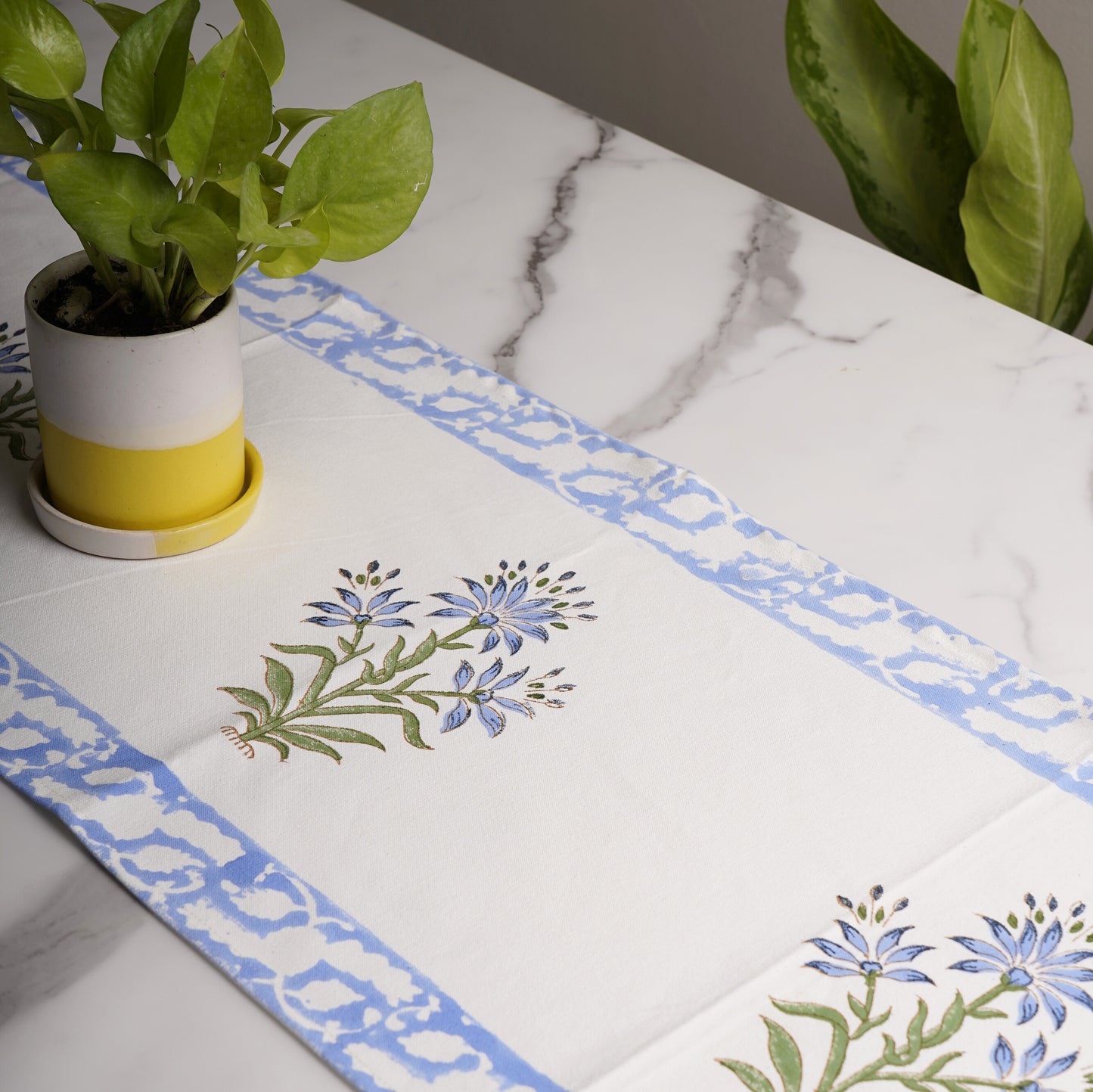Neel kamal - Table Runner