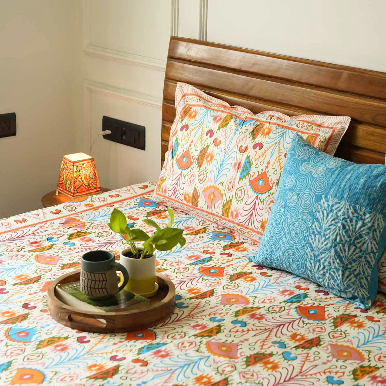 Winter Wonderland - Flat I Fitted Bedsheet (108x108 Inches)