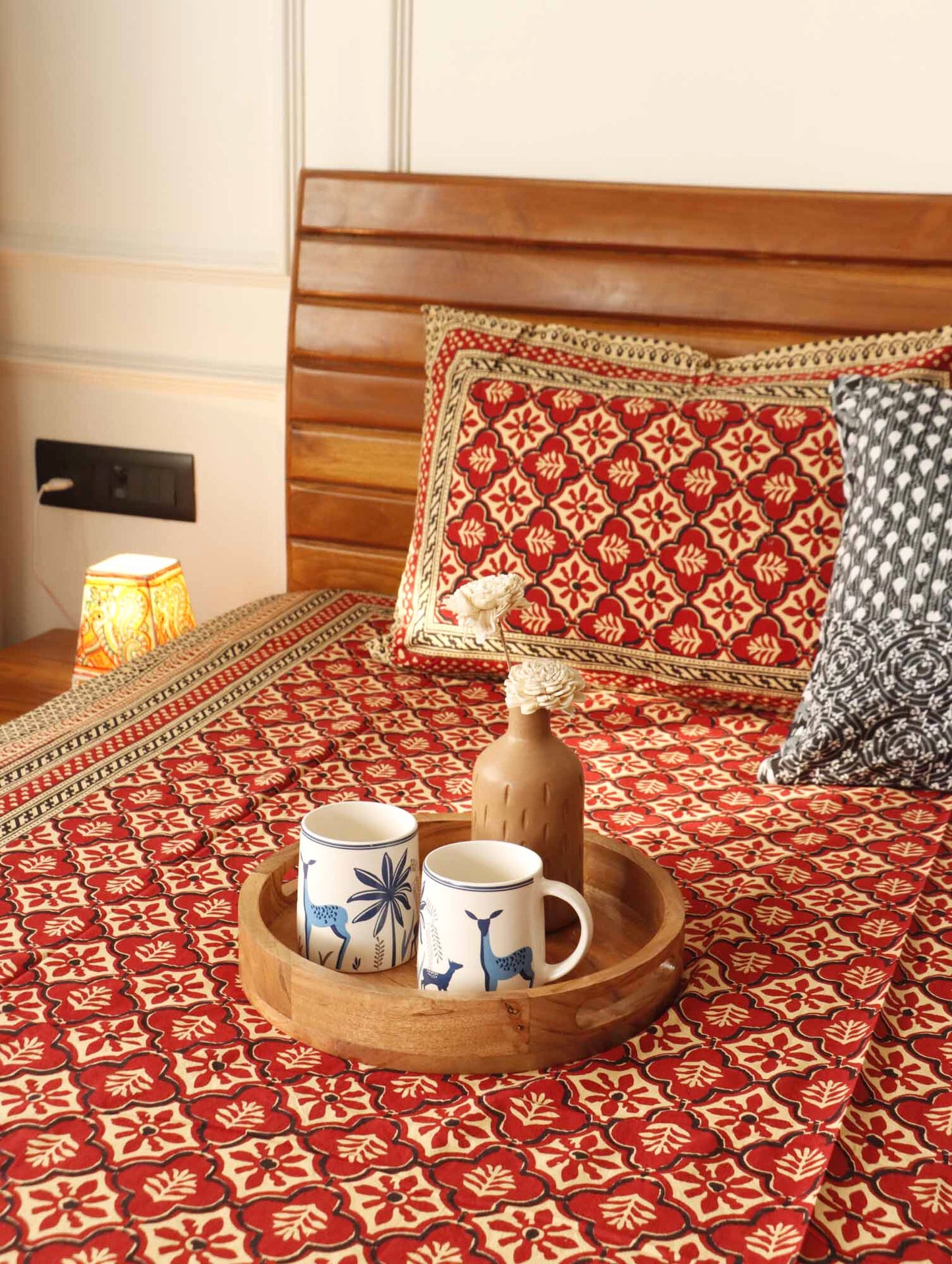 Kalamkari Jharoka Red – Flat I Fitted Bedsheet (90x108 Inches)