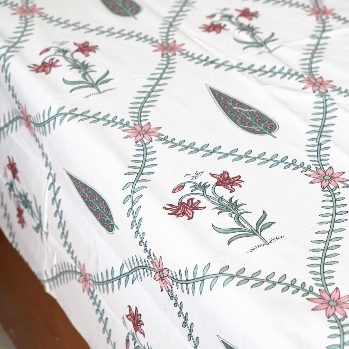 Zoya - Flat I Fitted Bedsheet (108x108 Inches)