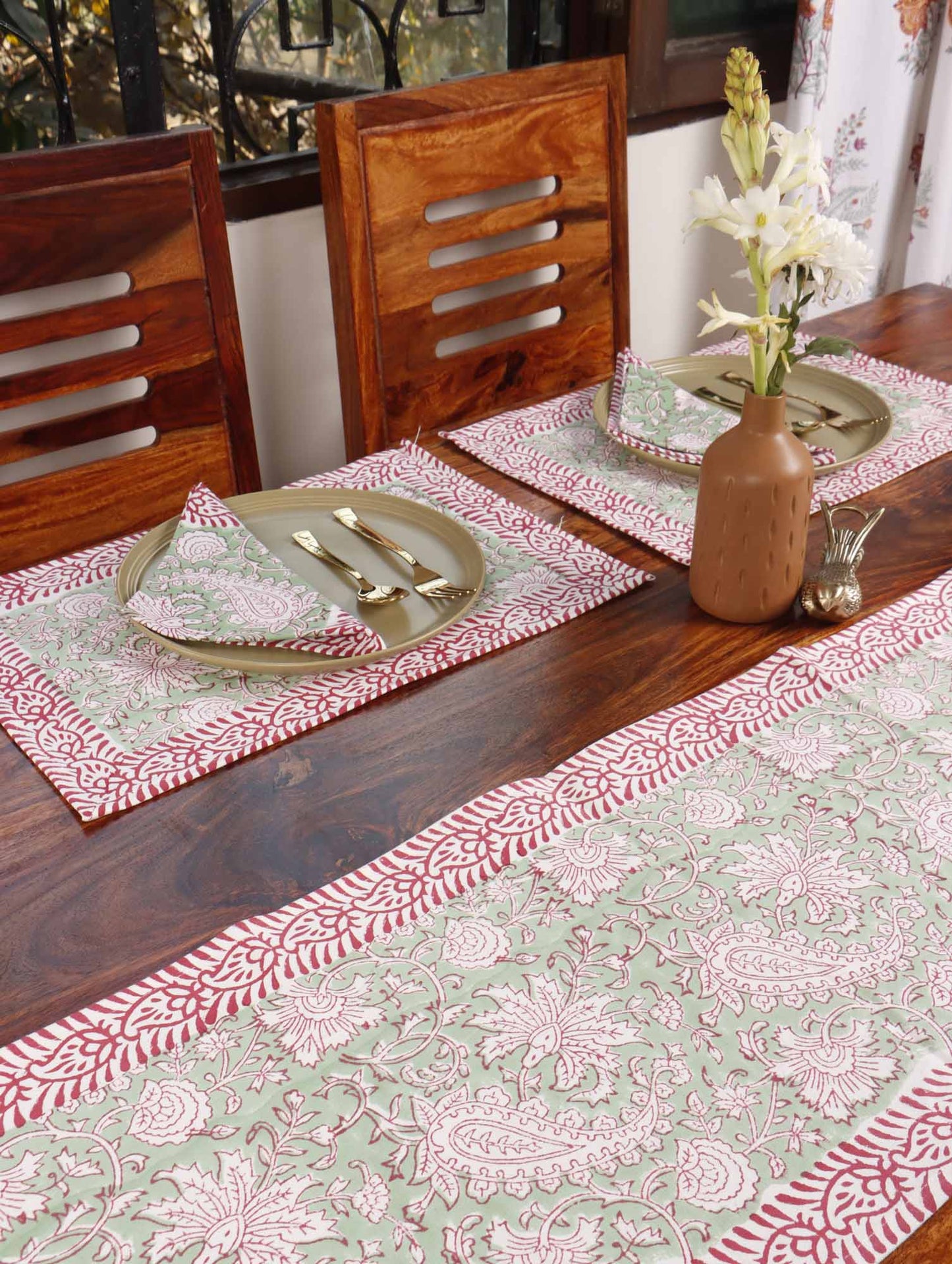 Haryali - Table Runner, Table Mats and Napkins