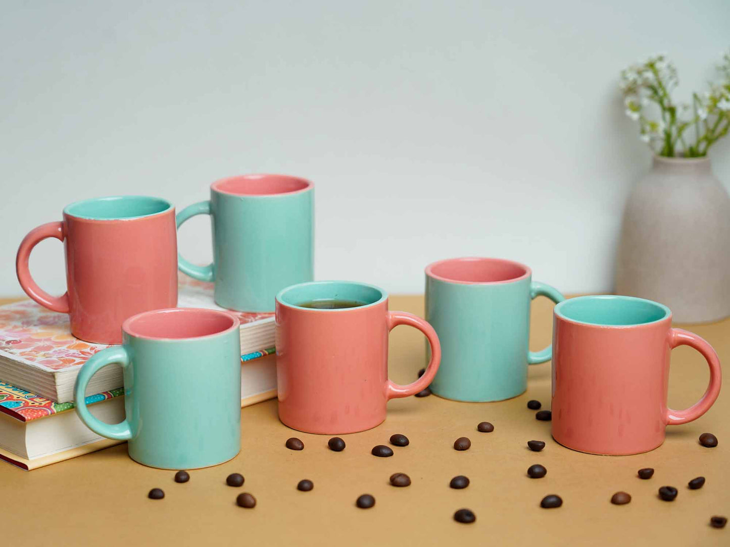 Gingerbread Espresso I Small Tea Cups - Green Pink