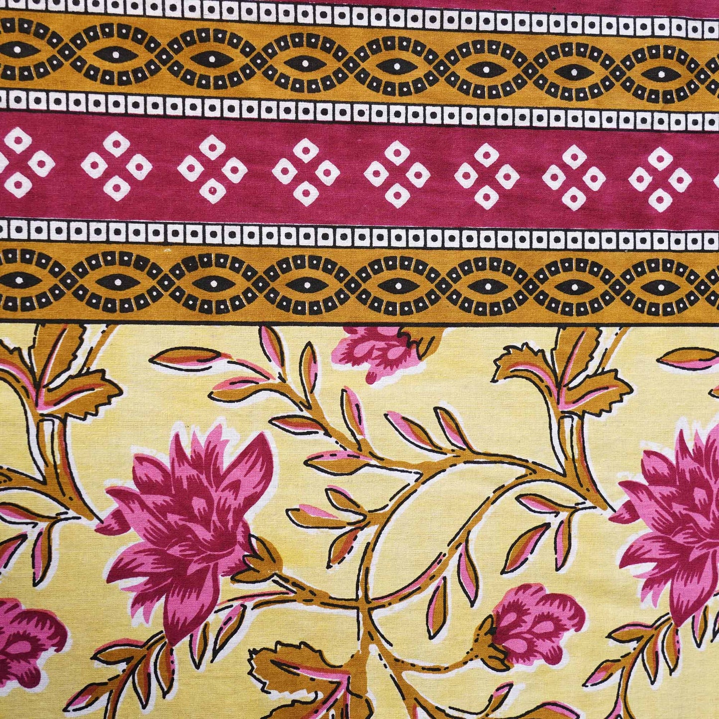 Baagh – Yellow - Flat I Fitted Bedsheet (90x108 Inches)