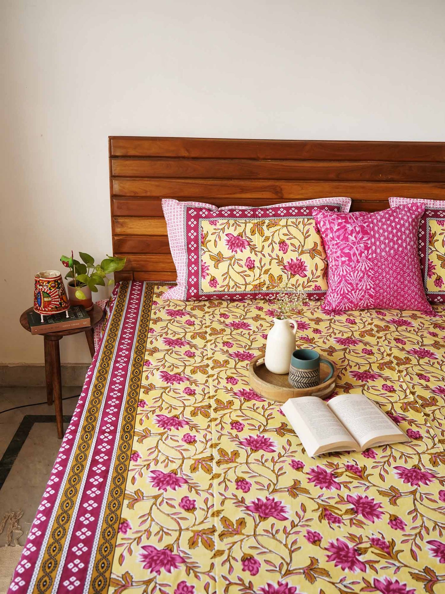 Baagh – Yellow - Flat I Fitted Bedsheet (90x108 Inches)