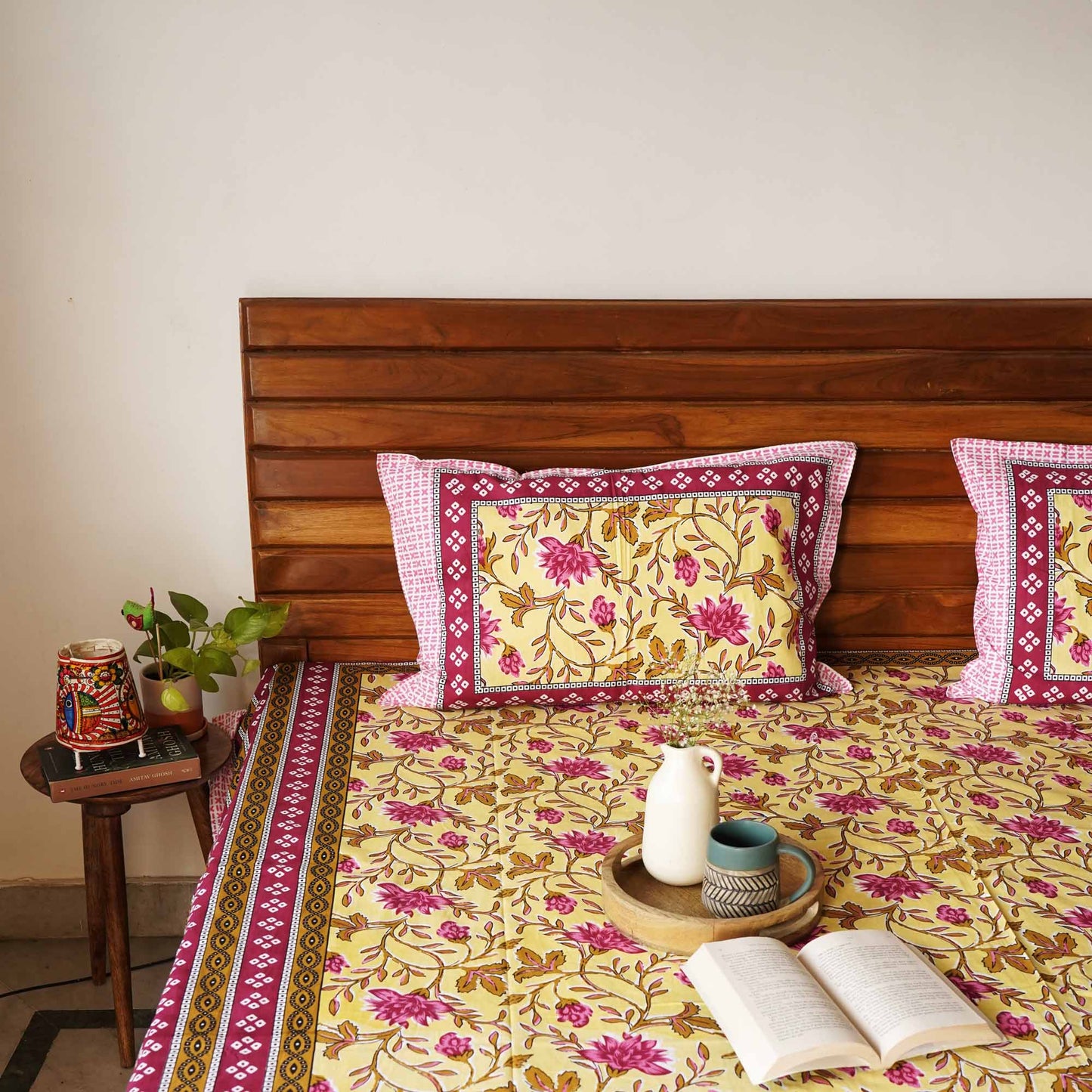 Baagh – Yellow - Flat I Fitted Bedsheet (90x108 Inches)