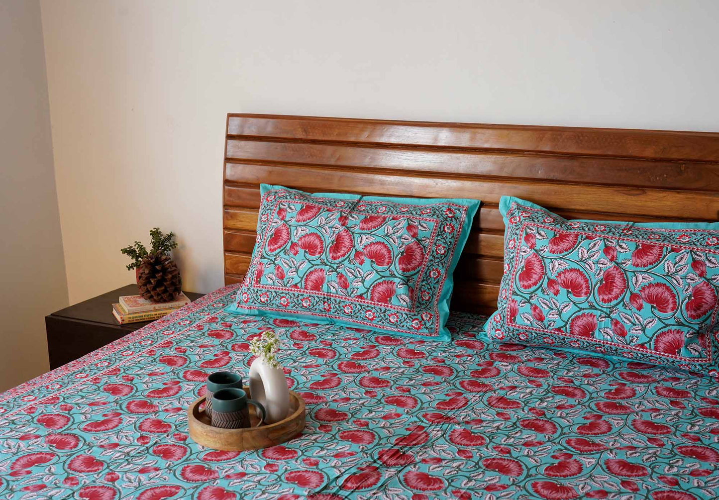Begum – Green - Flat I Fitted Bedsheet (90x108 Inches)