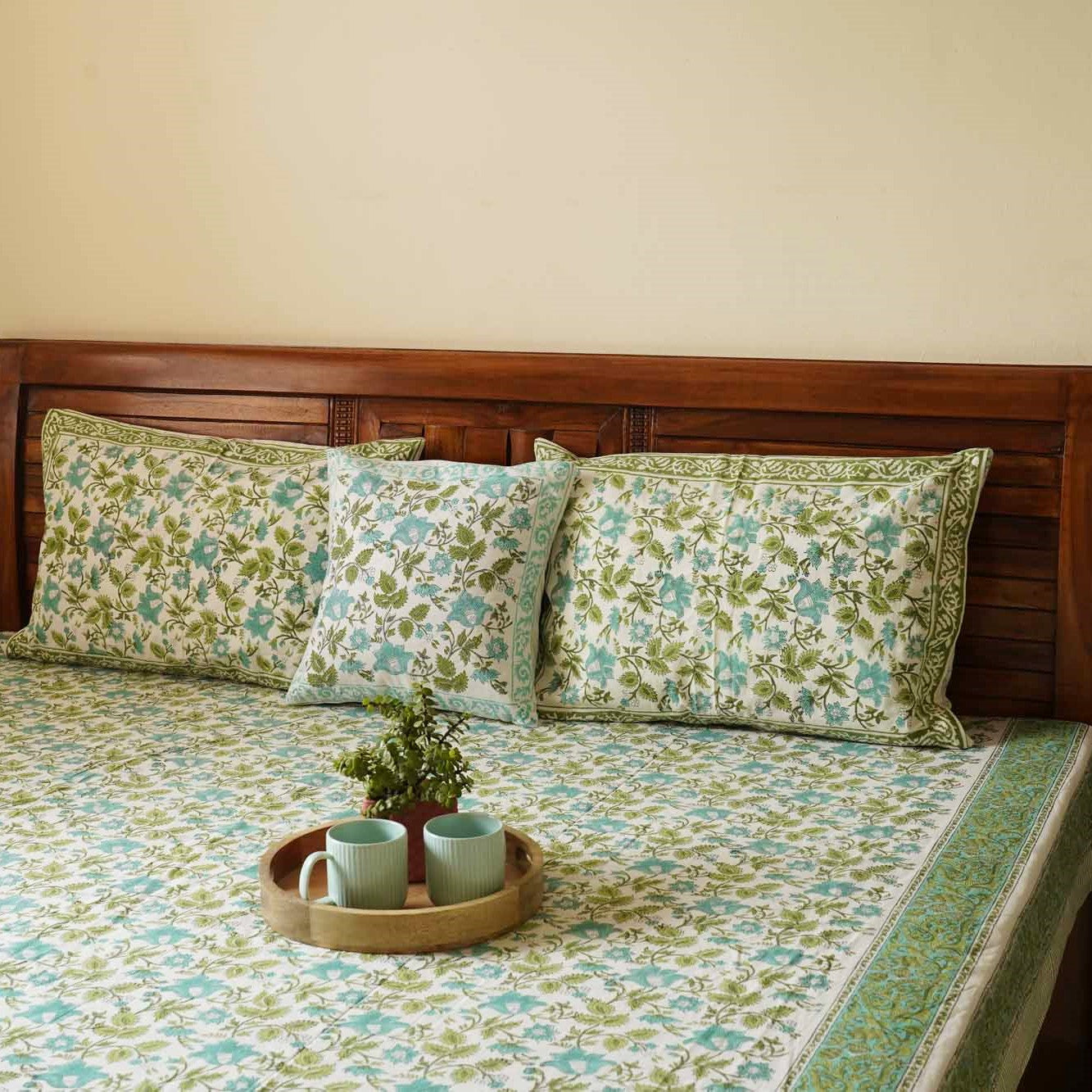 Jashn - E - Bahaaraa - Hand-block Bedsheet (100x108 Inches)