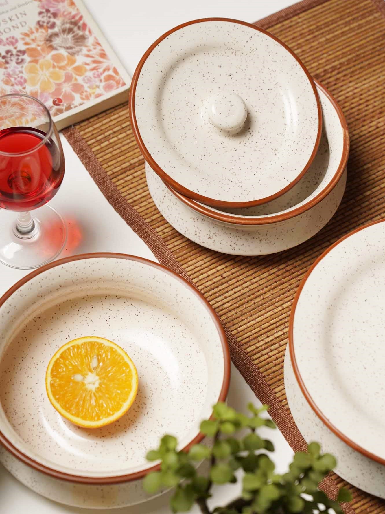 Cookie Crumble - Serving Bowls with Lid - Set of 3