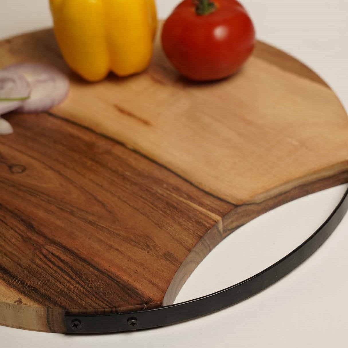 Round Cheeseboard I Chopping Board I Serving Platter with Iron Holder – Acacia Wood