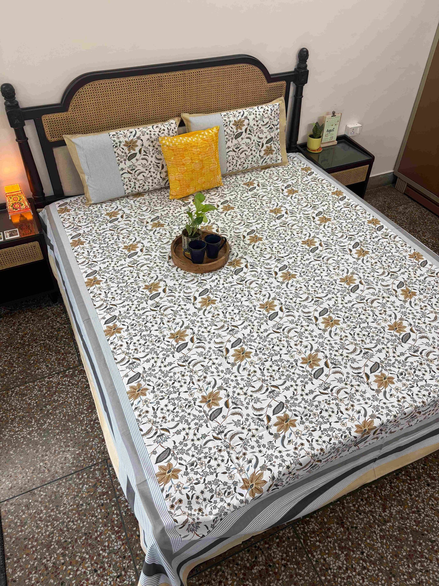 Grey Parkota - Flat I Fitted Bedsheet (90x108 Inches)