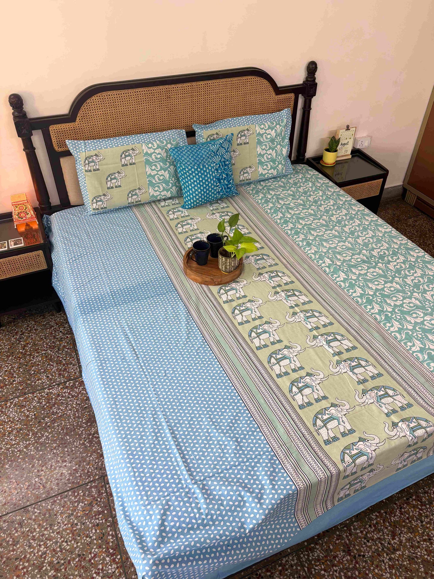 Gajanan – Flat I Fitted Bedsheet (108x108 Inches)